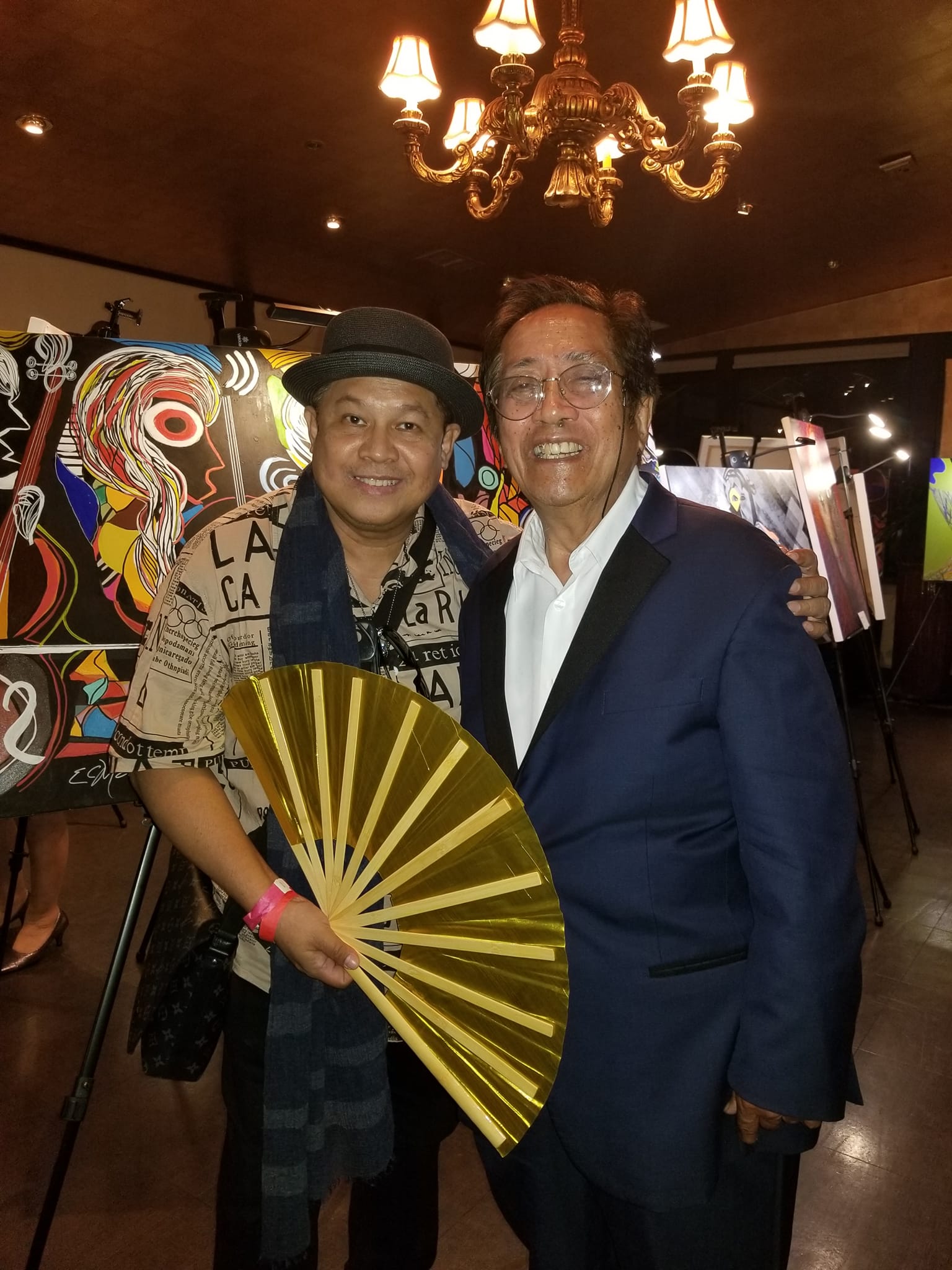 Read more about the article Master painter ERROL MENDOZA showcased his art paintings at iconic YAMASHIRO atop Hollywood!